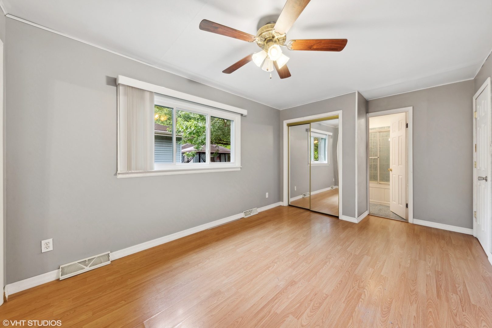 3003 Wilke Road Rolling Meadows, IL 60008 - Photo 12 of 22 Gallery Image 12