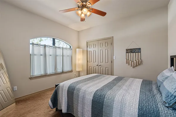 $325,000 | 209 Harris Street, Elgin, TX 78621
