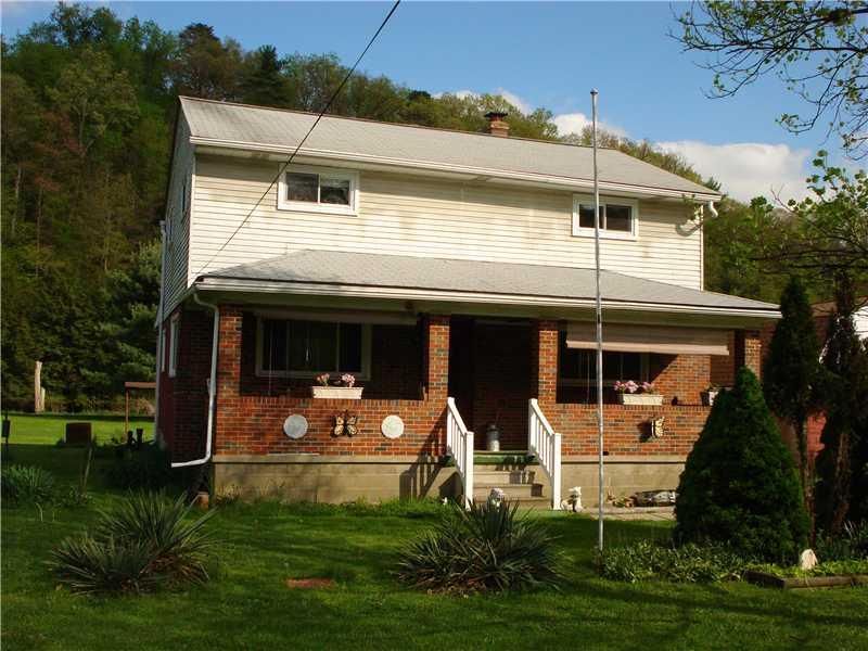 740 Hoenig Road Economy, PA 15005 - Photo 2 of 12 Exterior Front.