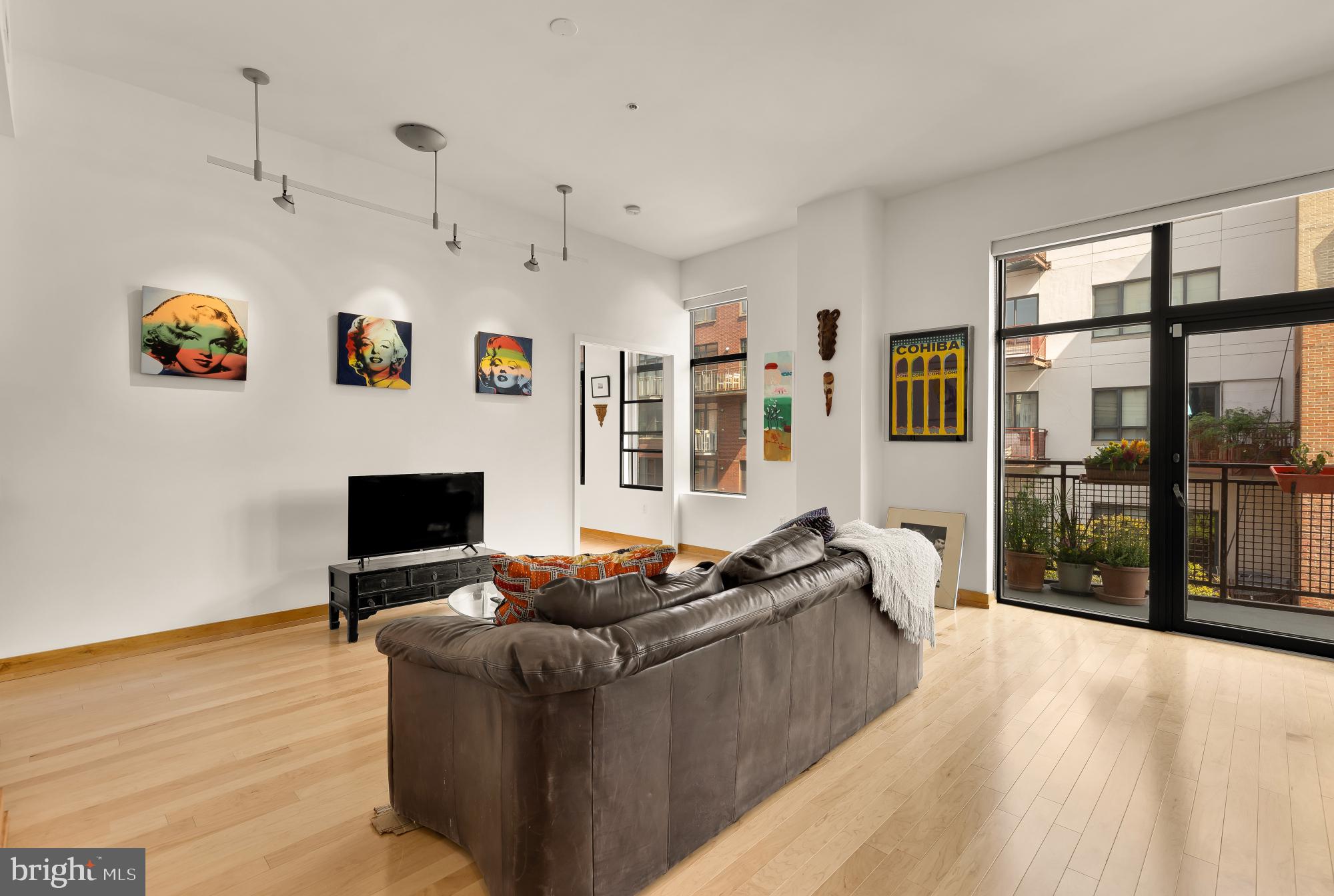 1413 P Street Northwest, Unit 404 Washington, DC 20005 - Photo 13 of 31