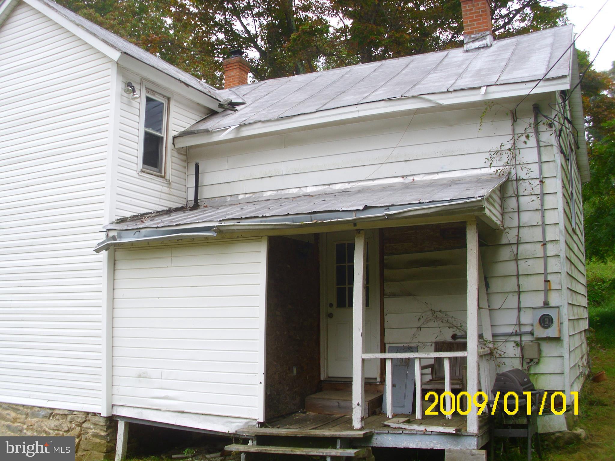596 Fiery Run Road Linden, VA 22642 - Photo 9 of 15 Exterior (Rear)