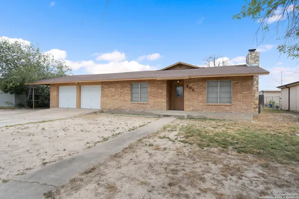 $210,000 | 203 Margaret Lane, Del Rio, TX 78840