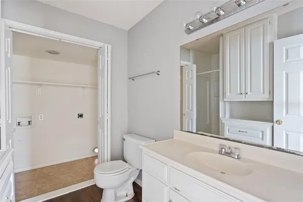 $1,400 | 1811 Hidden Valley Road, Granbury, TX 76049