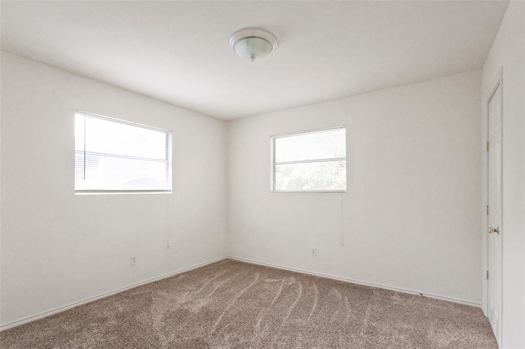 1811 Hidden Valley Road Granbury, TX 76049 - Photo 22 of 32