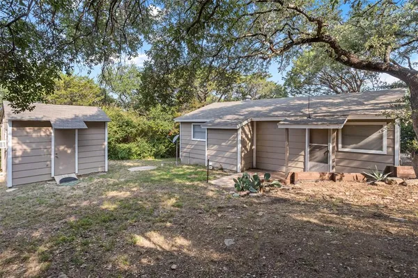 $1,400 | 1811 Hidden Valley Road, Granbury, TX 76049
