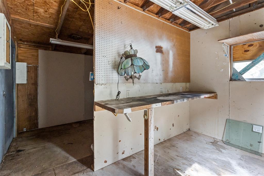 1811 Hidden Valley Road Granbury, TX 76049 - Photo 29 of 32