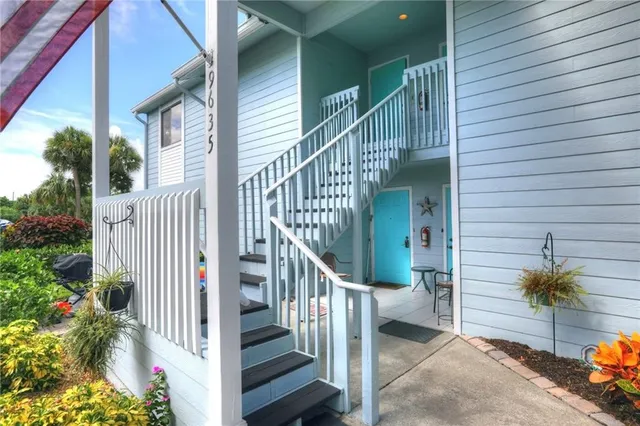 $199,900 | 9635 Riverside Drive, Unit 4, Sebastian, FL 32958