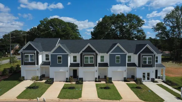 $213,900 | 2044 Hillman Way, Roebuck, SC 29376