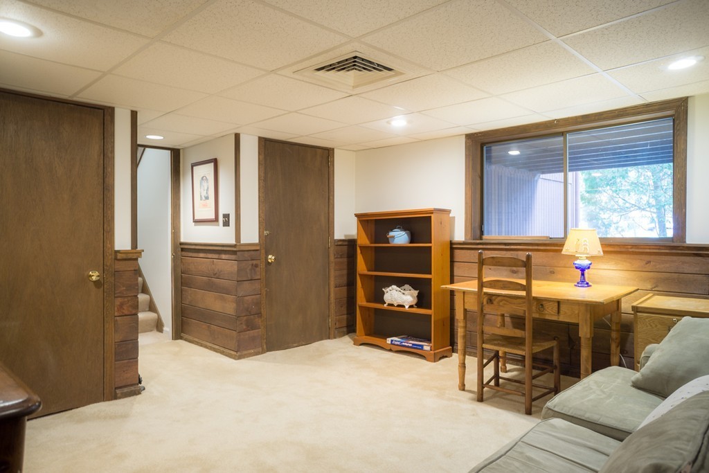 82 Meeting House Path, Unit 82 Ashland, MA 01721 - Photo 20 of 23 a workspace with furniture and window