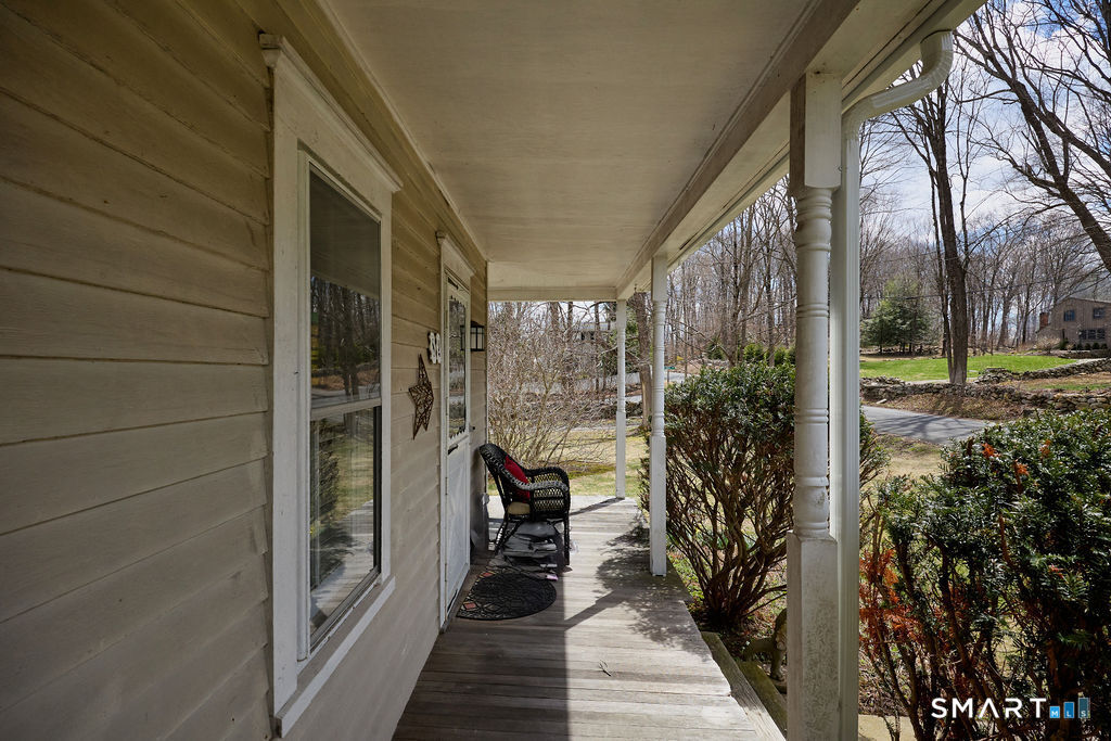 82 Pin Pack Road Ridgefield, CT 06877 - Photo 17 of 36