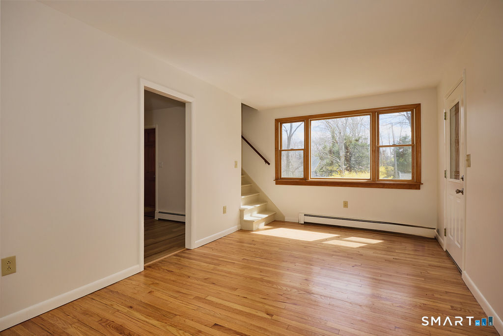 82 Pin Pack Road Ridgefield, CT 06877 - Photo 20 of 36