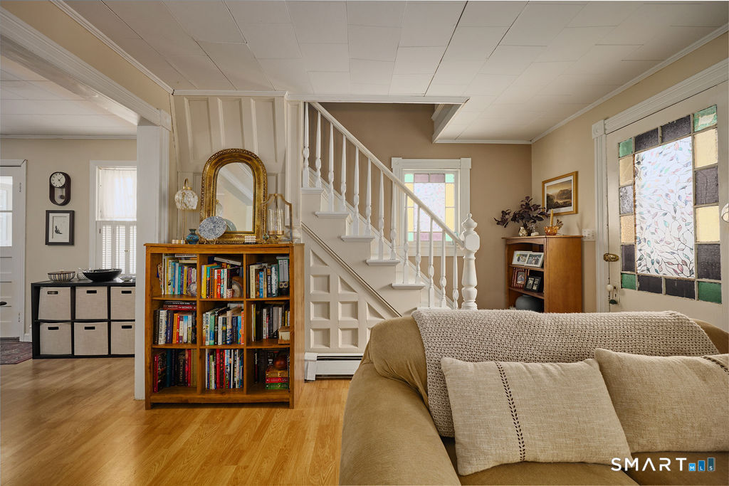 82 Pin Pack Road Ridgefield, CT 06877 - Photo 5 of 36