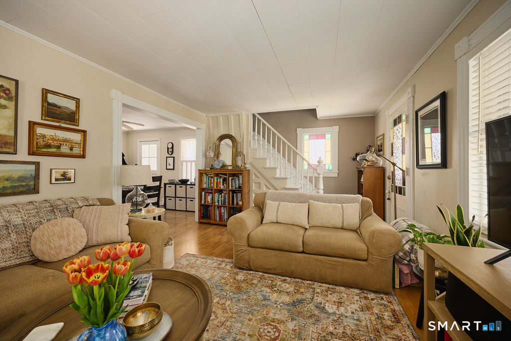 82 Pin Pack Road Ridgefield, CT 06877 - Photo 6 of 36