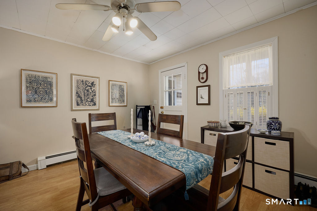 82 Pin Pack Road Ridgefield, CT 06877 - Photo 7 of 36