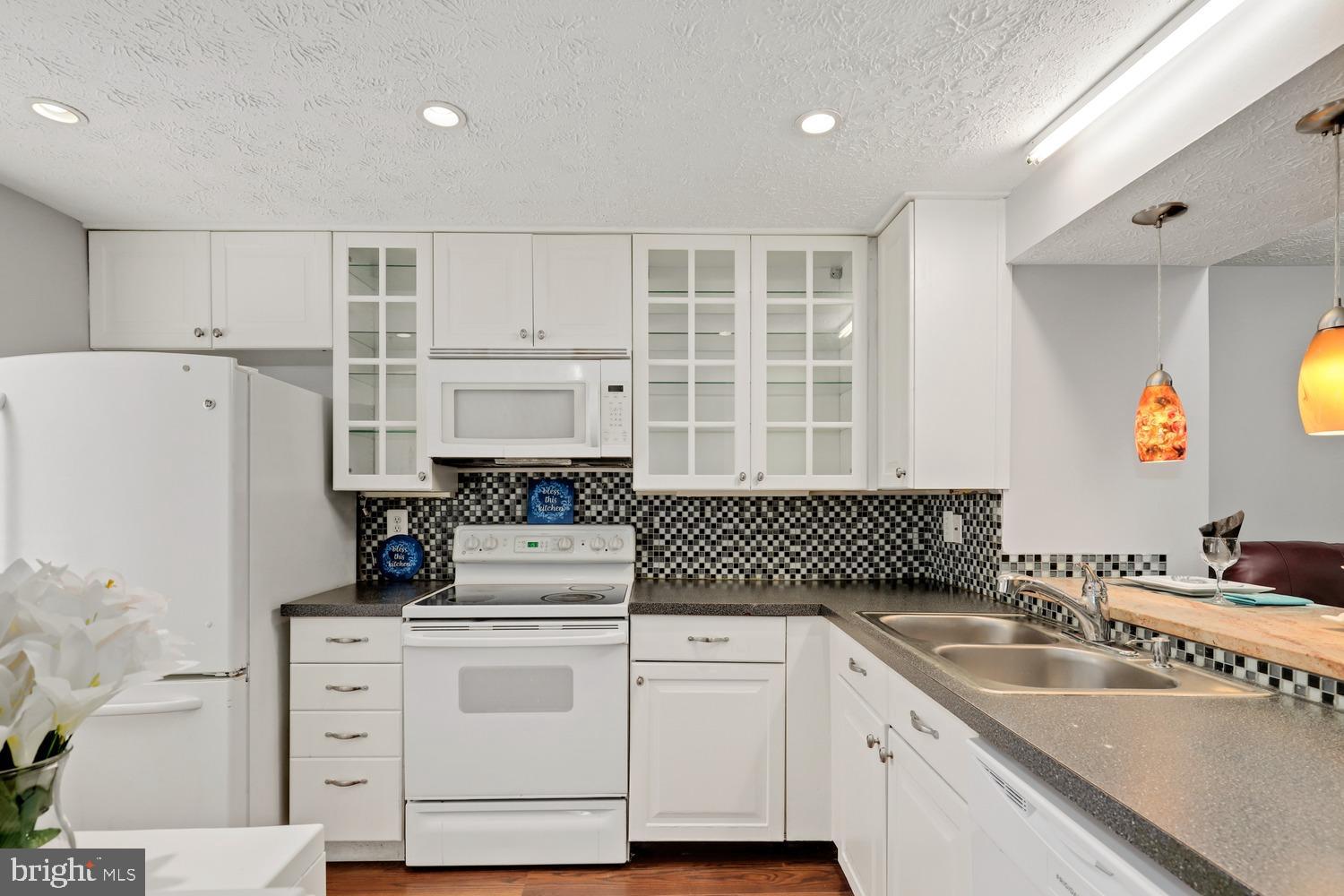 8050 Grandview Court Springfield, VA 22153 - Photo 7 of 21