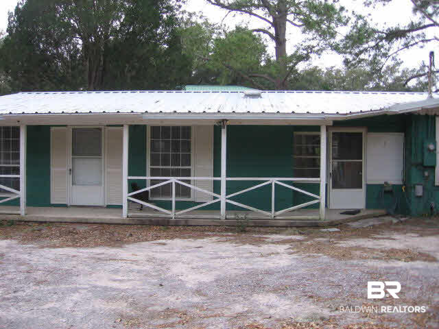 1719 Jackson Court Gulf Shores, AL 36542 - Photo 4 of 17 Duplex