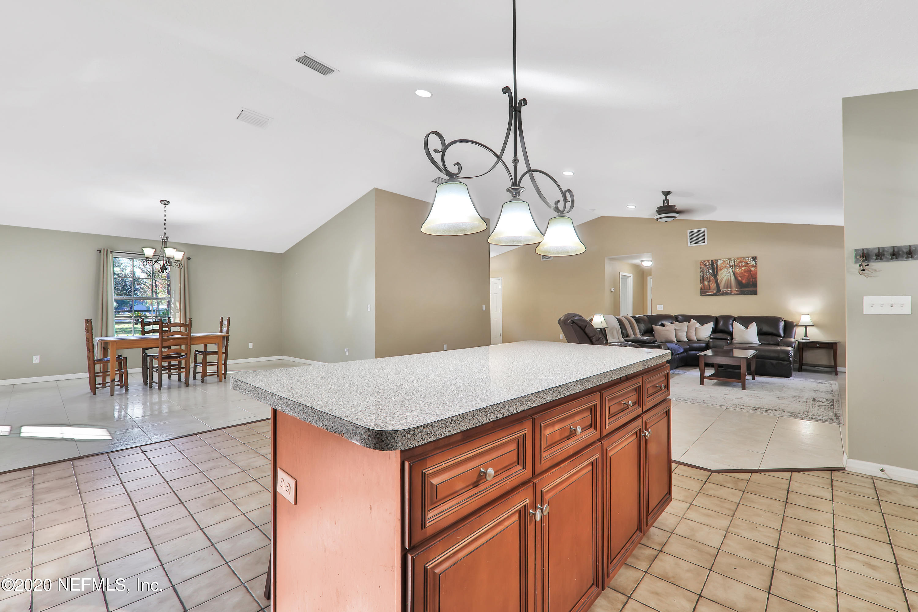 3133 Lannie Road Jacksonville, FL 32218 - Photo 12 of 25 Great place for breakfast or schoolwork