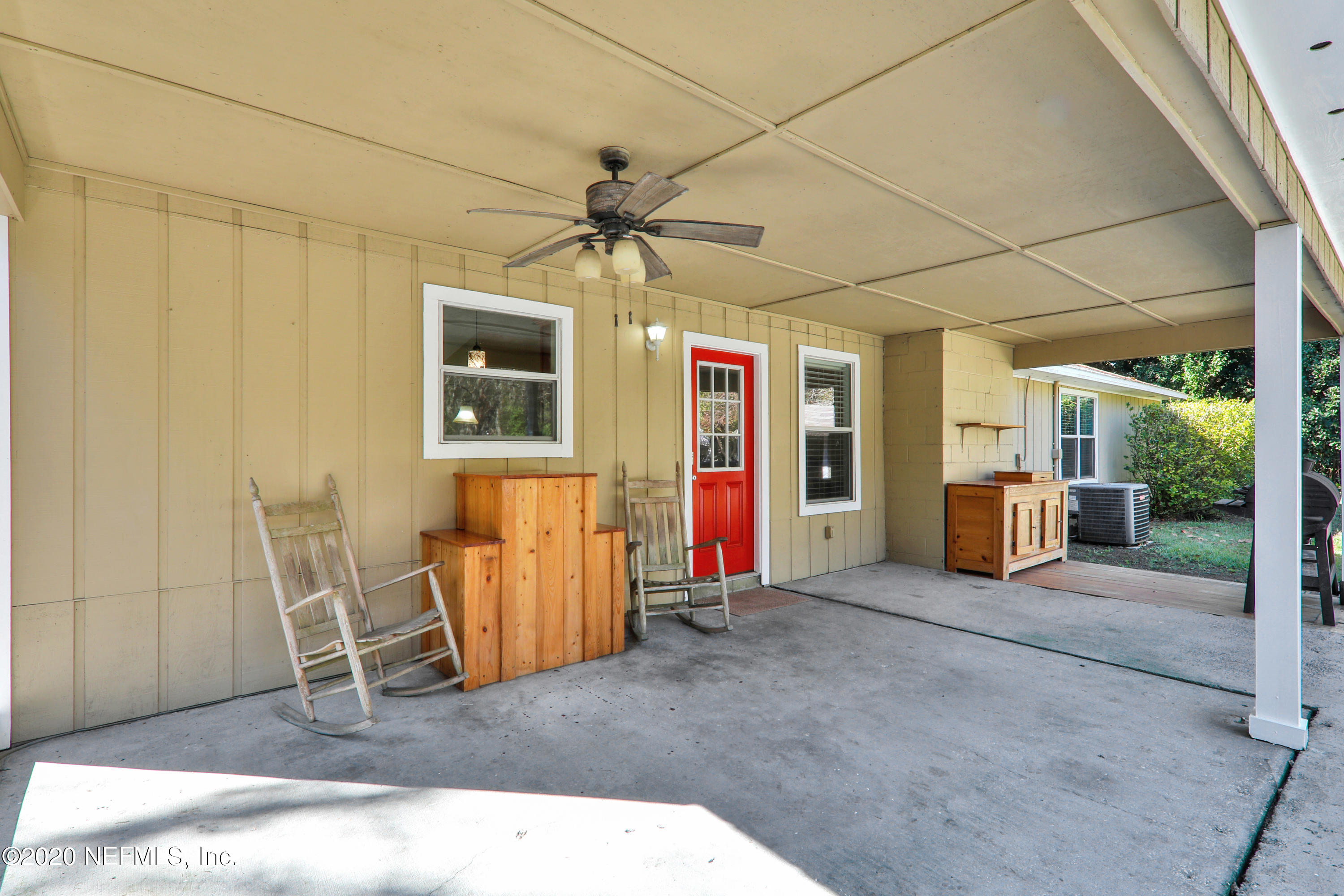 3133 Lannie Road Jacksonville, FL 32218 - Photo 5 of 25 Perfect for watching the kids and pets!
