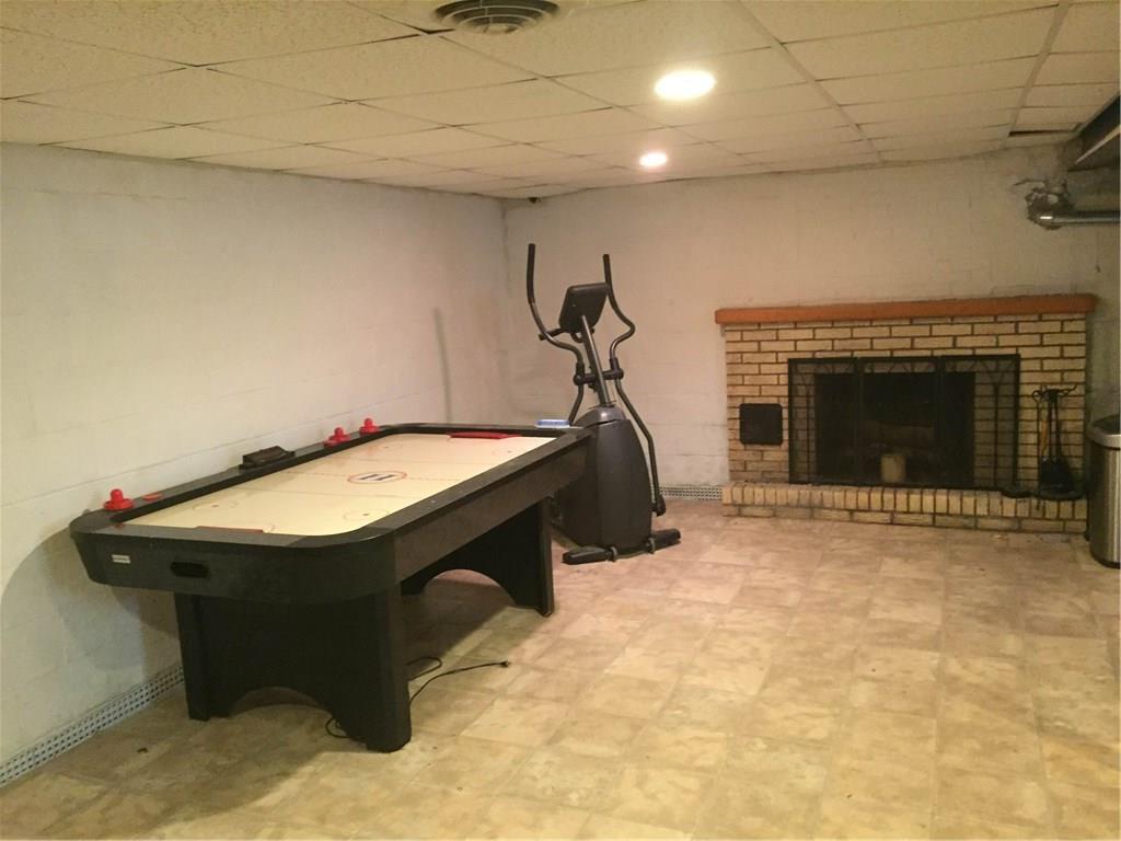 316 Byron Road Pittsburgh, PA 15237 - Photo 11 of 14 Partially finished gameroom with walkout to back yard.