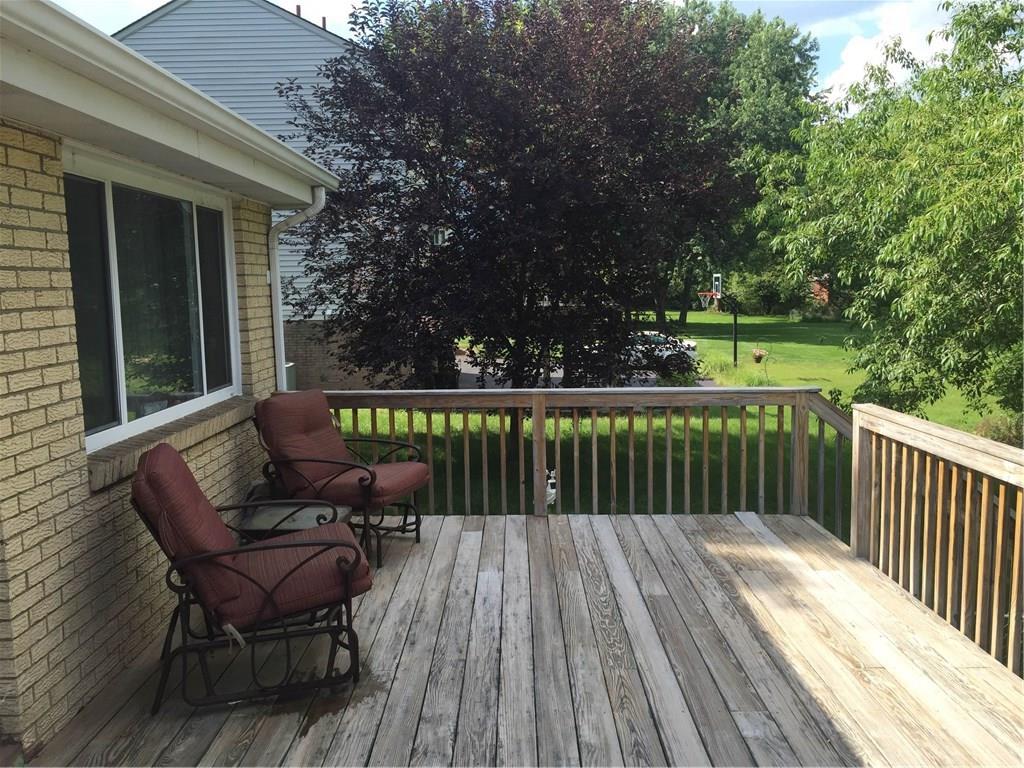 316 Byron Road Pittsburgh, PA 15237 - Photo 12 of 14 Deck accessible from kitchen overlooking back yard