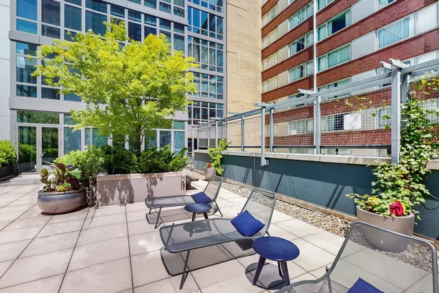 $1,149,888 | 310 West 52nd Street, Unit 17A | Hell's Kitchen