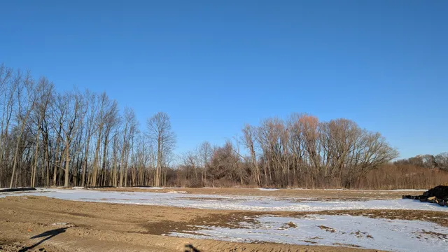 $204,900 | W184-n5180 W184-n5180 Sunrise Lane, Unit LT#80, Menomonee Falls, WI 53051