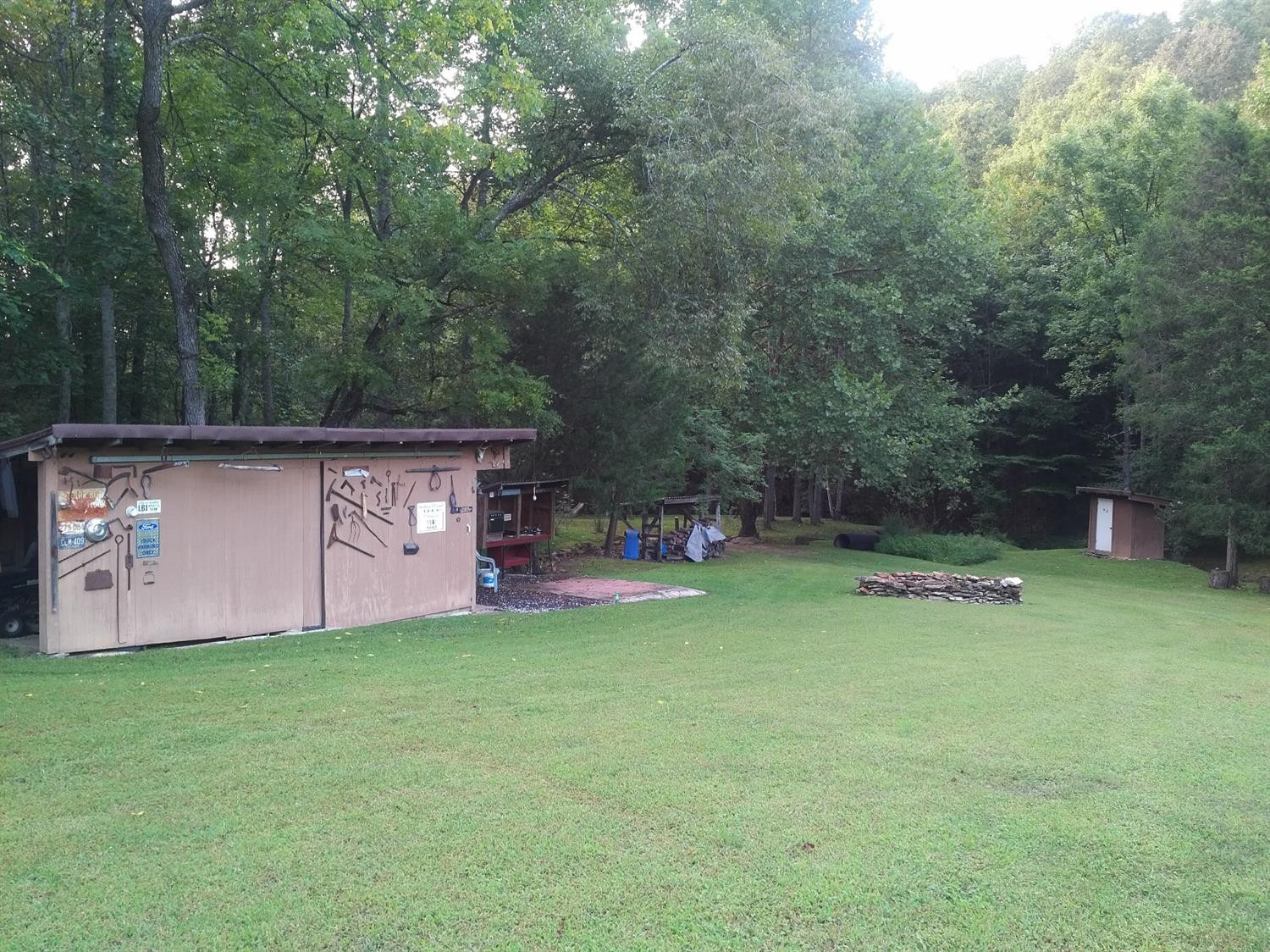 2925 Sand Hill Road Irvine, KY 40336 - Photo 19 of 31 Photo 19