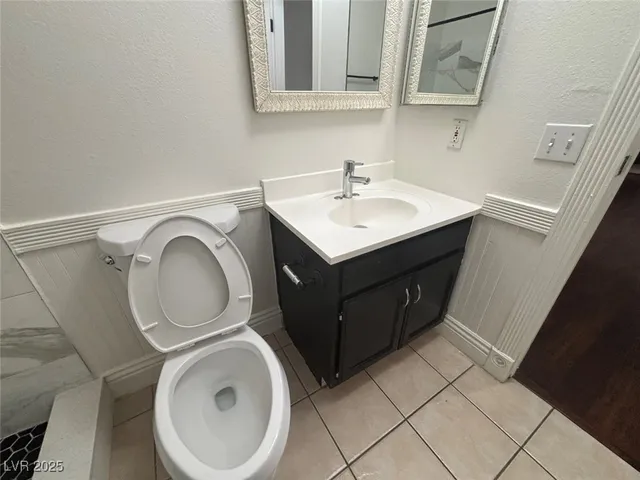 $1,400 | 6611 West Tropicana Avenue, Unit 202, Las Vegas, NV 89103