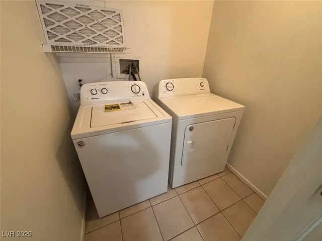 $1,400 | 6611 West Tropicana Avenue, Unit 202, Las Vegas, NV 89103