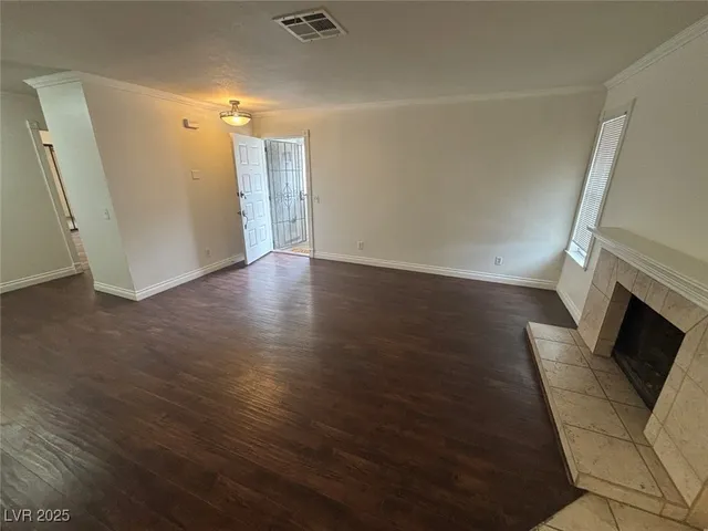 $1,400 | 6611 West Tropicana Avenue, Unit 202, Las Vegas, NV 89103