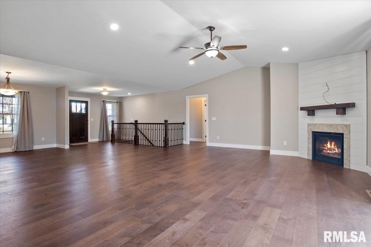 1813 West Rd Drive Springfield, IL 62711 - Photo 6 of 32