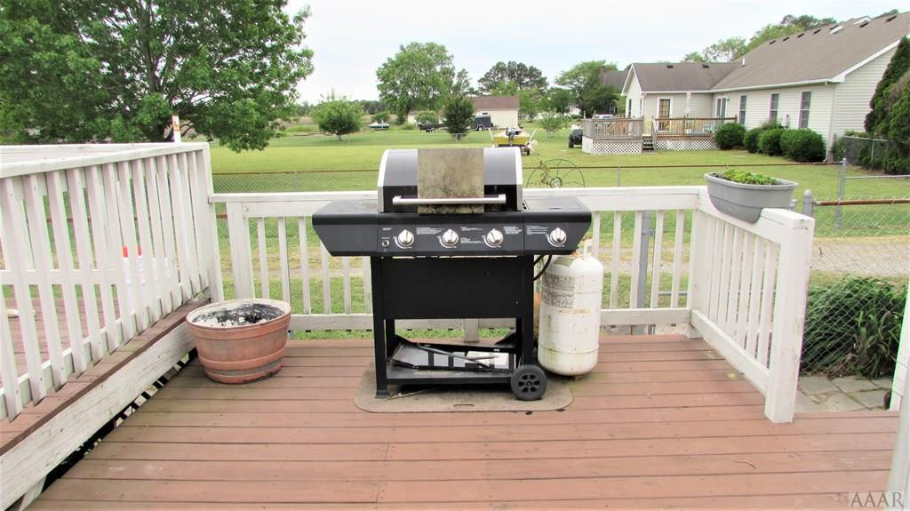 159 Scotland Road Camden, NC 27921 - Photo 33 of 49 Grilling deck