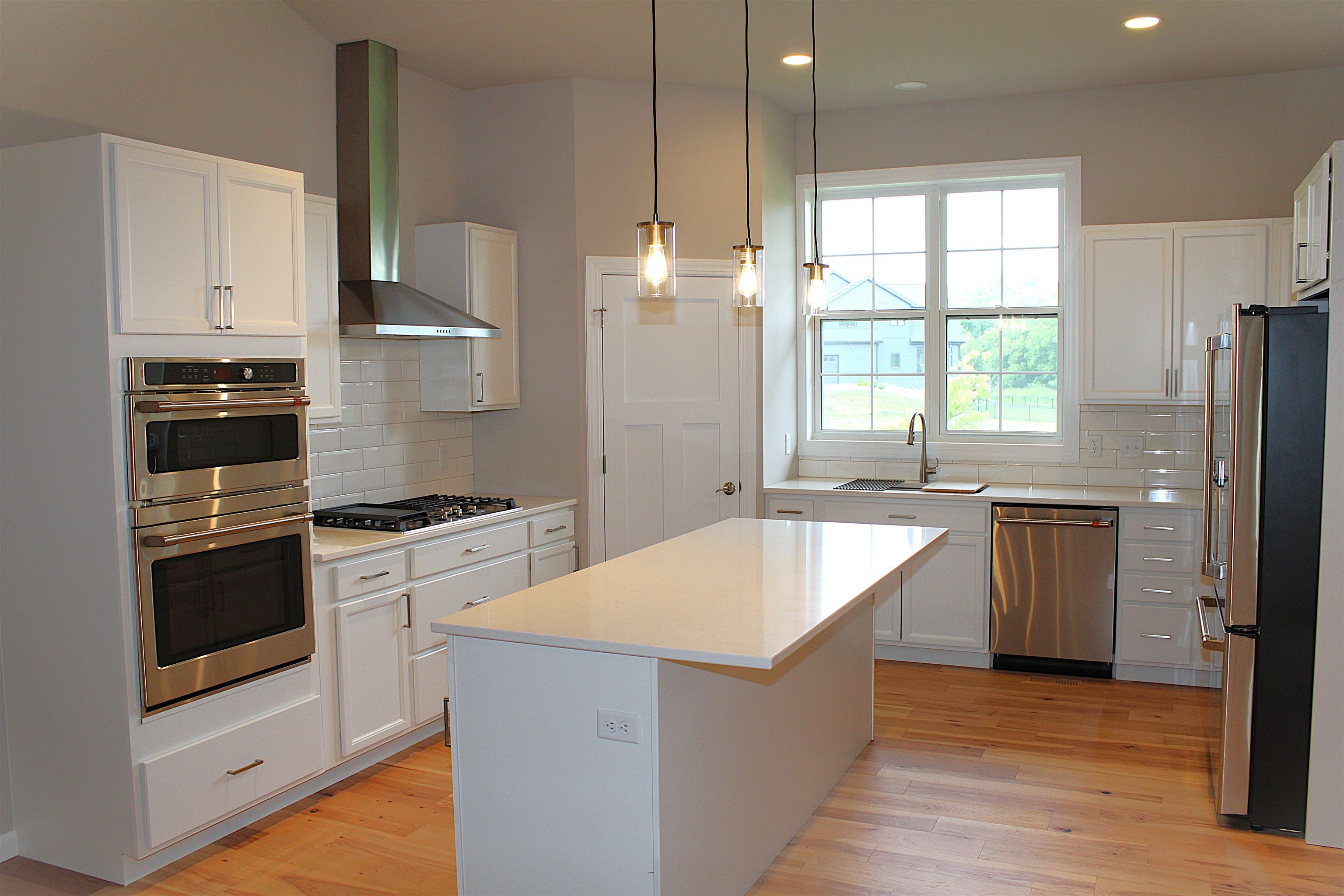 1306 Moll Waunakee, WI 53597 - Photo 8 of 10