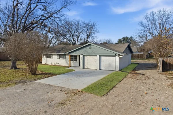 $1,675 | 410 State Highway 95, Little River-Academy, TX 76554