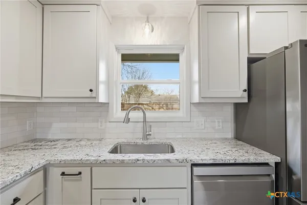 $1,675 | 410 State Highway 95, Little River-Academy, TX 76554