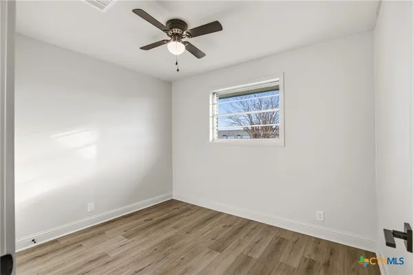 $1,675 | 410 State Highway 95, Little River-Academy, TX 76554