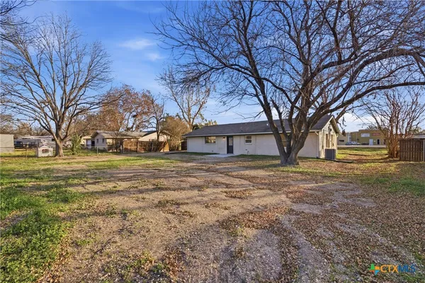 $1,675 | 410 State Highway 95, Little River-Academy, TX 76554