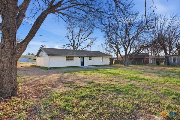$1,675 | 410 State Highway 95, Little River-Academy, TX 76554