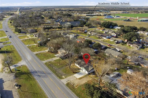 $1,675 | 410 State Highway 95, Little River-Academy, TX 76554