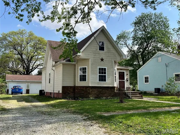 $62,000 | Undisclosed Address, Nokomis, IL 62075