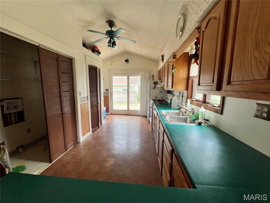 Undisclosed Address Nokomis, IL 62075 - Photo 4 of 31