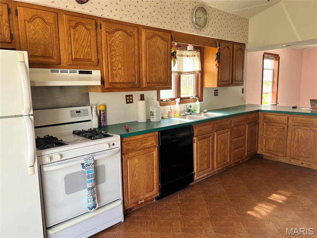 Undisclosed Address Nokomis, IL 62075 - Photo 6 of 31