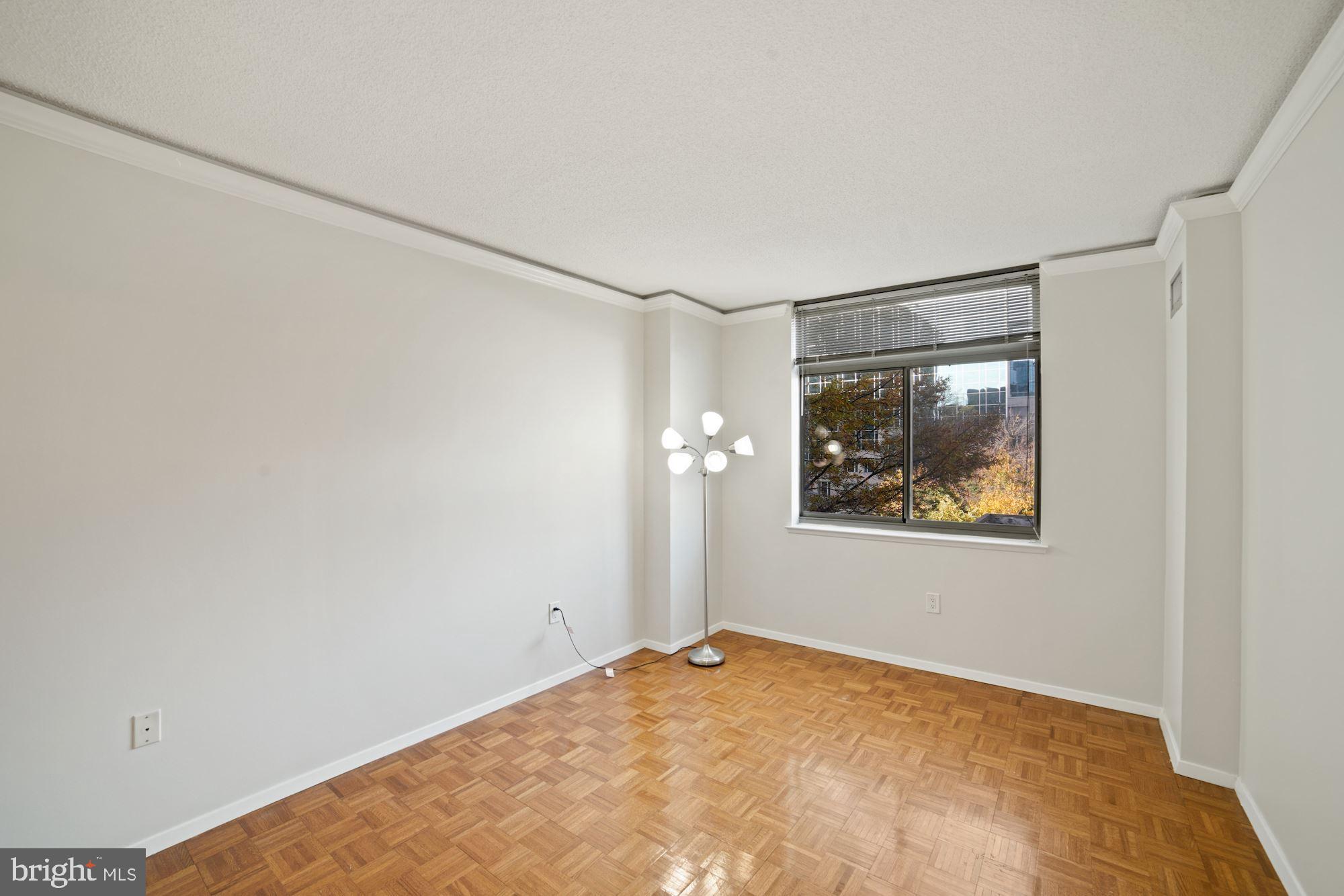 7111 Woodmont Avenue, Unit 514 Chevy Chase, MD 20815 - Photo 27 of 38