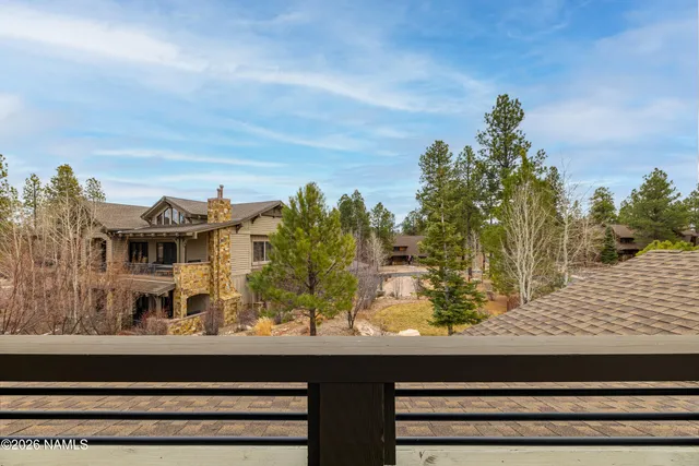 $1,495,000 | 3017 South Tourmaline Drive, Unit 11, Flagstaff, AZ 86005