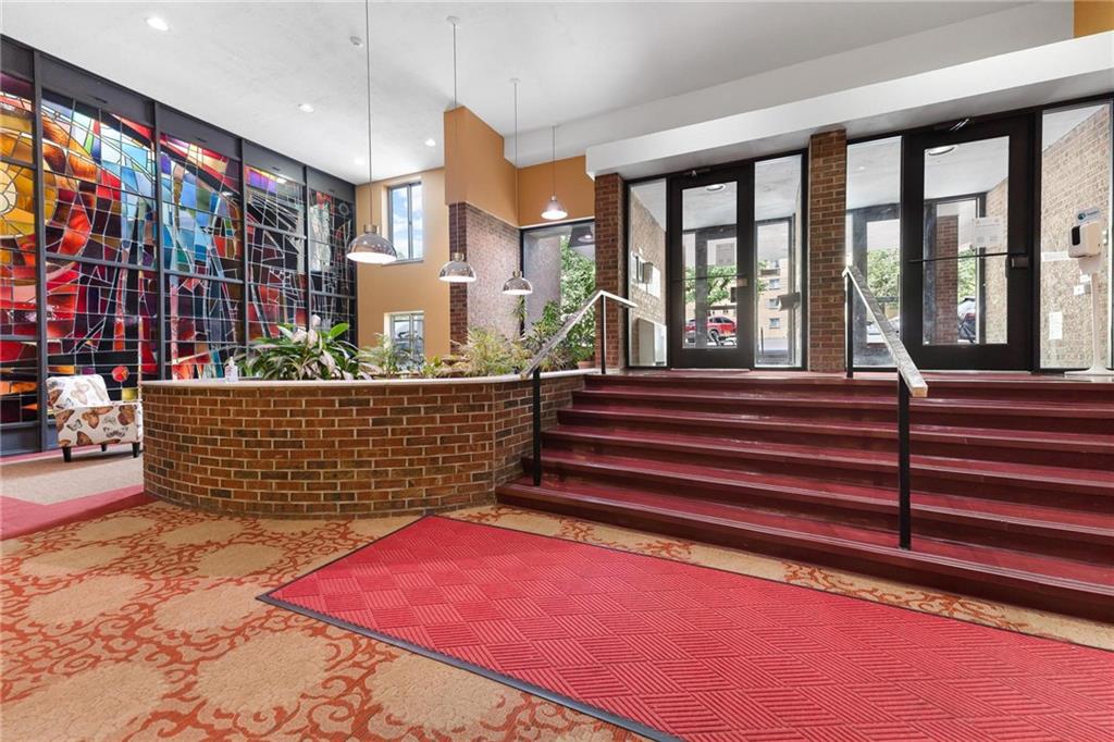 5 Bayard Road, Unit 701 Pittsburgh, PA 15213 - Photo 7 of 26 Gallery Image 7