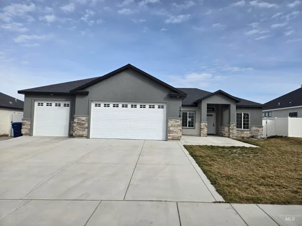 $351,300 | 1418 North Birch Street, Jerome, ID 83338