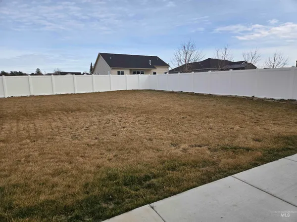 $351,300 | 1418 North Birch Street, Jerome, ID 83338