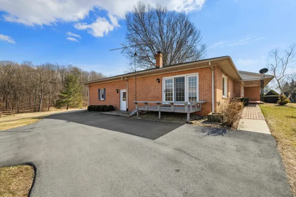 $599,900 | 431 Mt Pisgah Road, Mount Sidney, VA 24467
