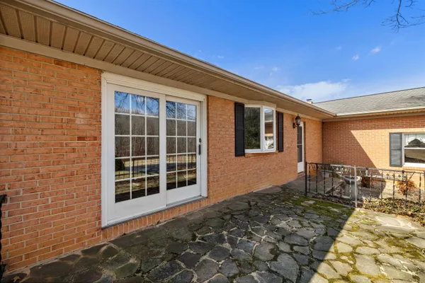 $599,900 | 431 Mt Pisgah Road, Mount Sidney, VA 24467