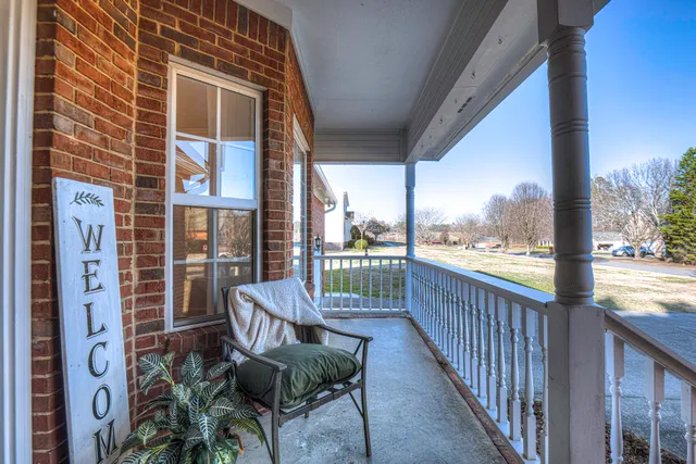 $349,900 | 110 Golden Oaks Drive, LaFayette, GA 30728